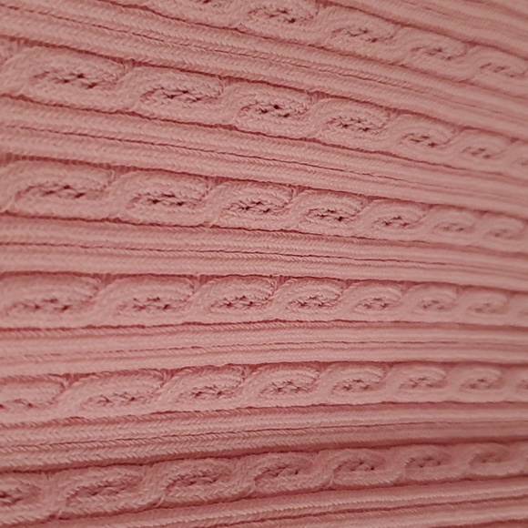 Tops - Picture 4 of 5